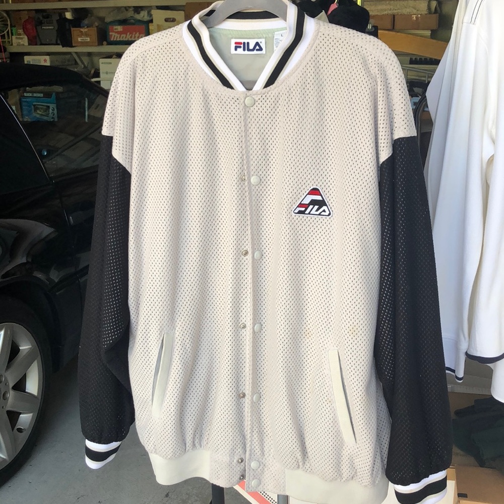 Men’s Fila jacket L machine wash hang drylike new - Picture 2 of 11